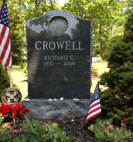 monument with shell